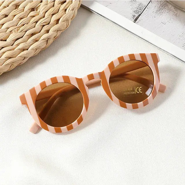 New Arrival 2-10 Years Kids Cute Round Sunglasses Boys Girls Baby Lattice Outdoor Children Fashion Cat Eye White Pink Shades